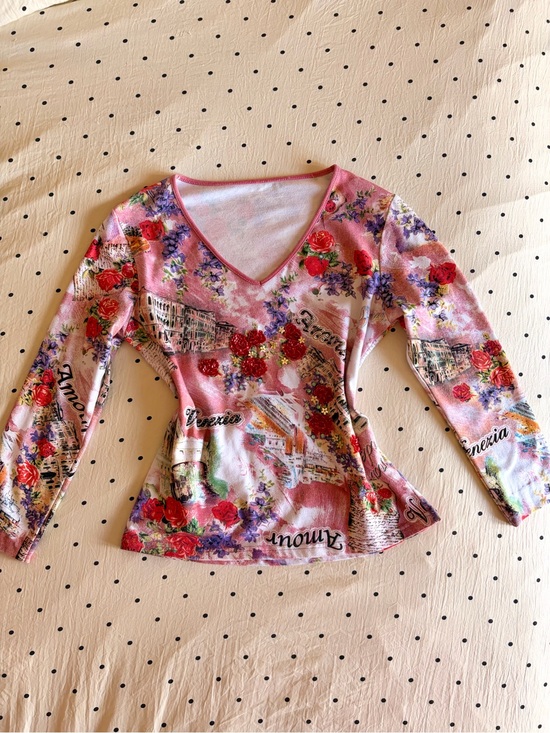 Save The Queen Tops - Save the Queen vintage long sleeve top